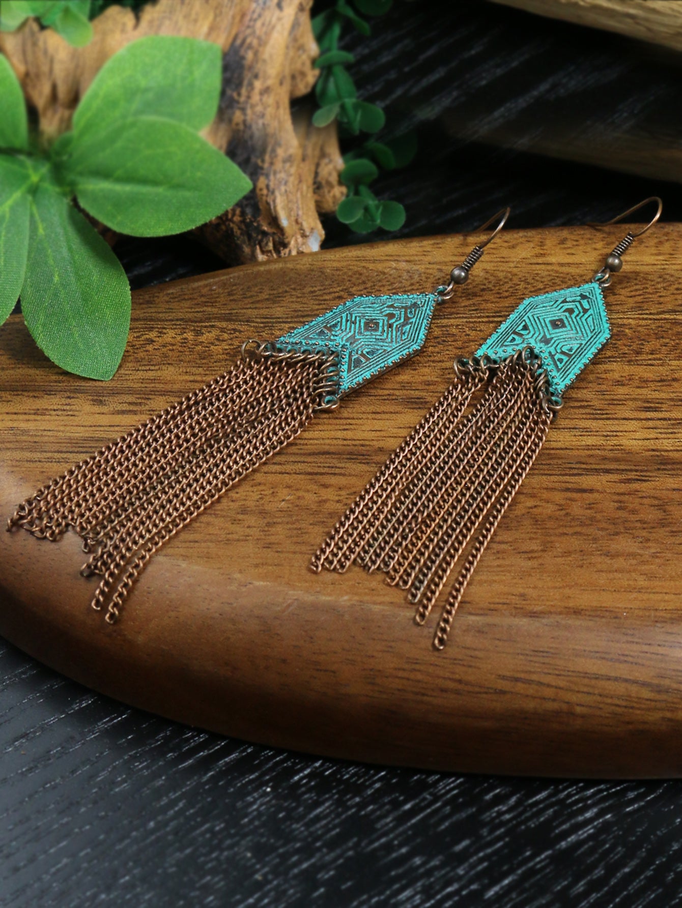 1 Pair Of Retro Style Bronze And Blue Geometric Chain Tassel Long Earrings Ethnic Style
