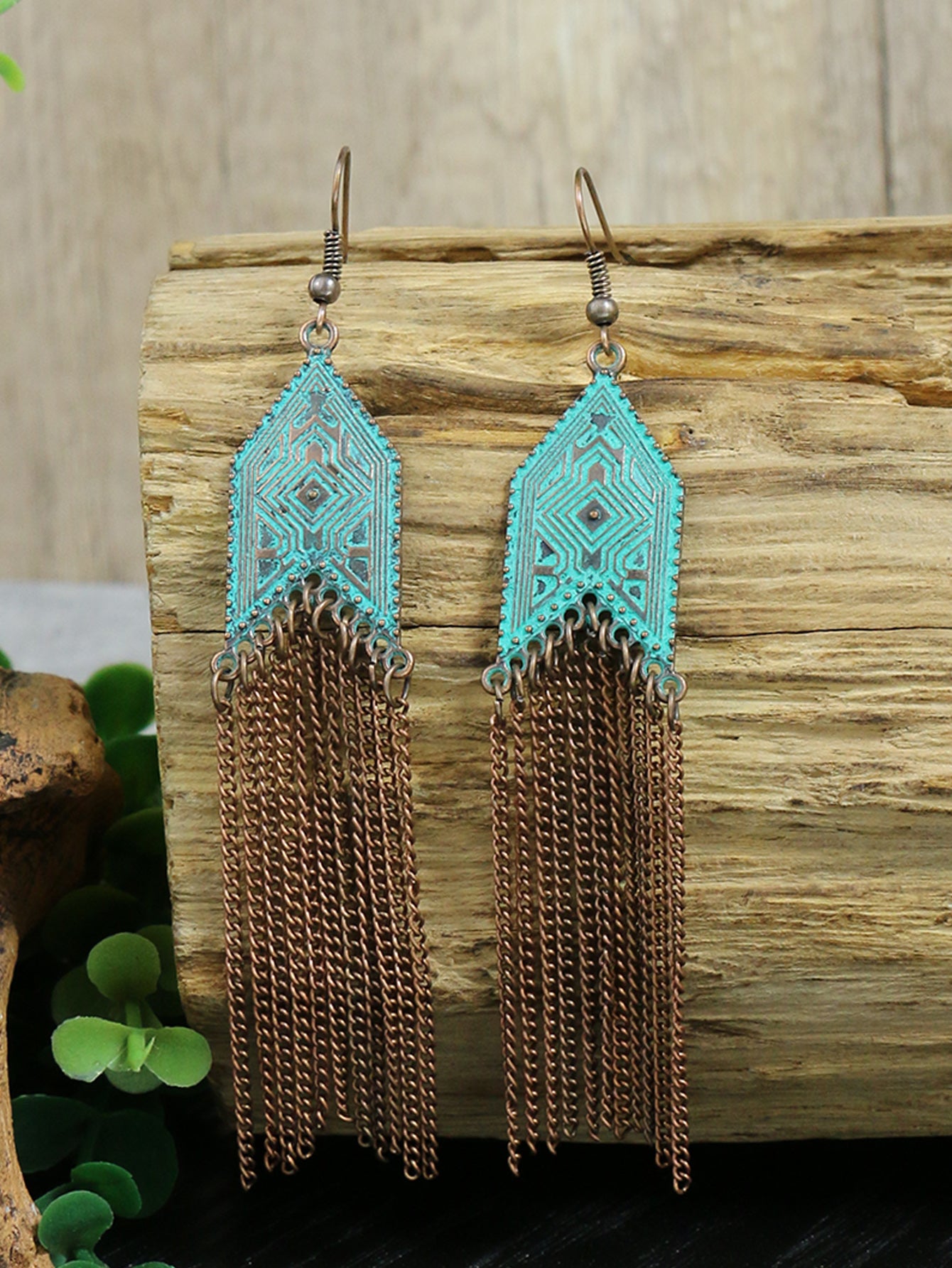 1 Pair Of Retro Style Bronze And Blue Geometric Chain Tassel Long Earrings Ethnic Style