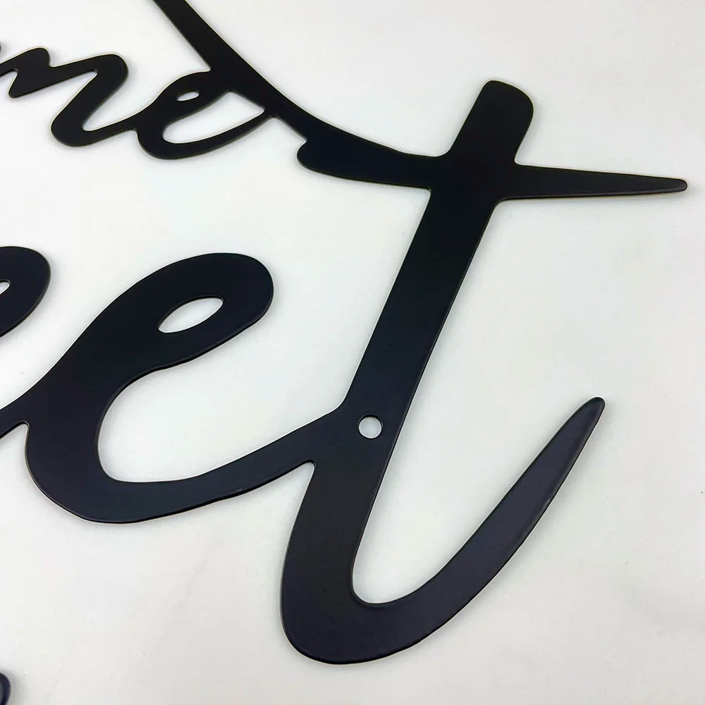 “Home Sweet Home” Metal Wall Sign – Modern Hanging Decor for Bedroom, Door & Aesthetic Room Styling