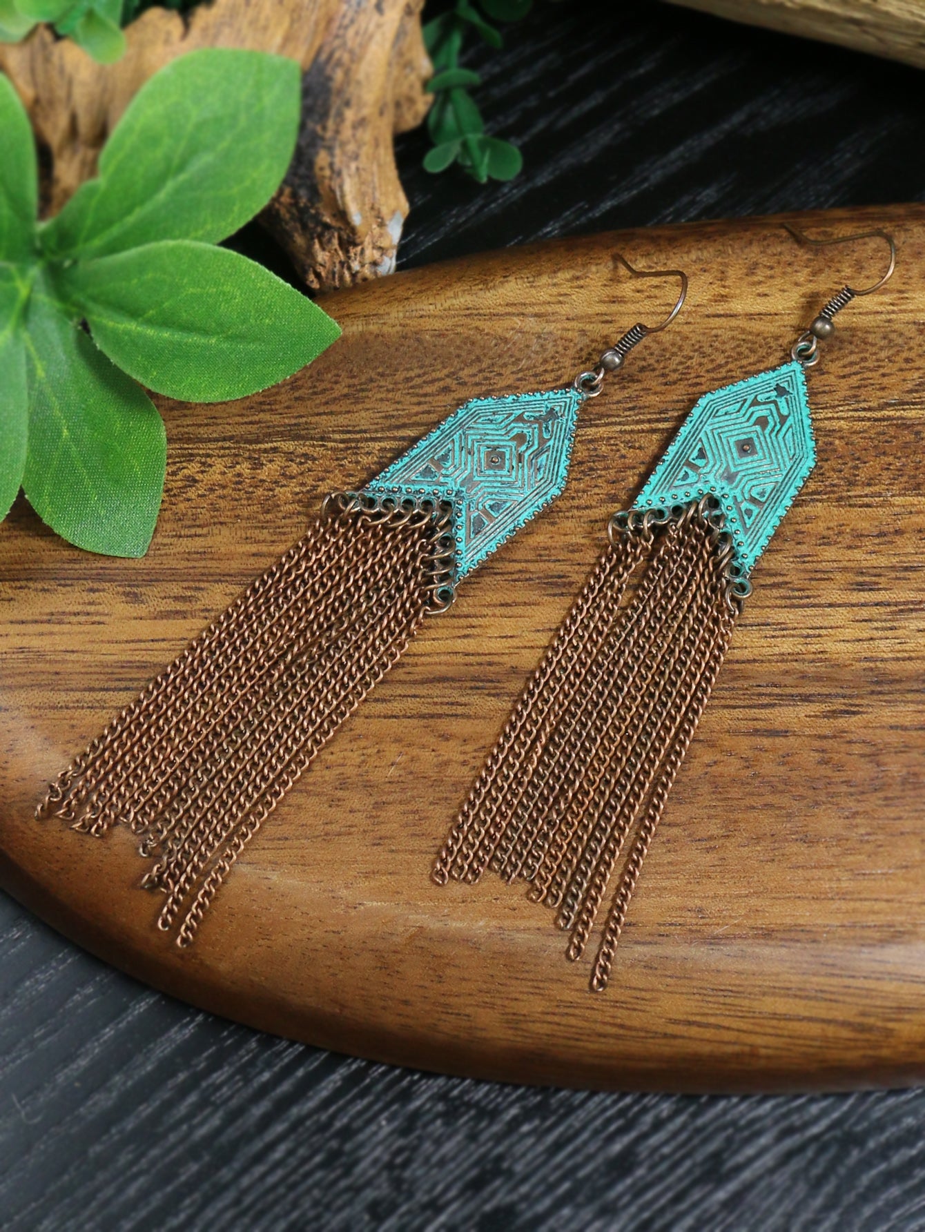1 Pair Of Retro Style Bronze And Blue Geometric Chain Tassel Long Earrings Ethnic Style